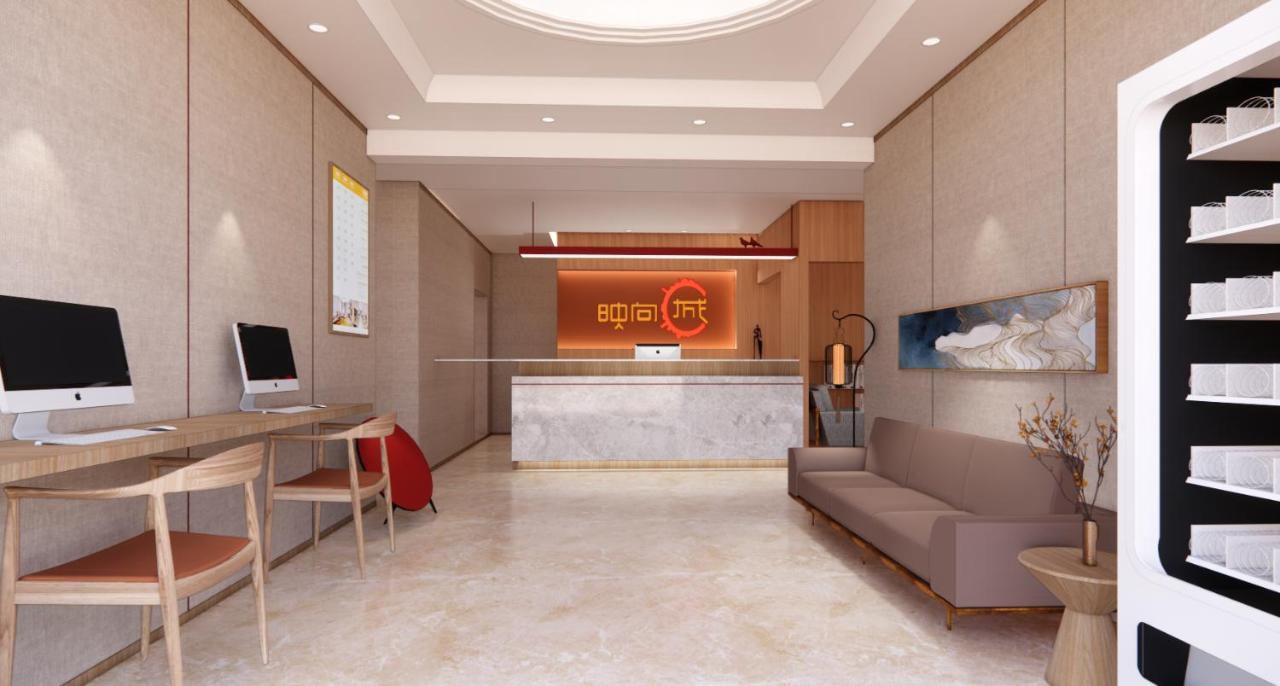 Happy Dragon Hotel -- Nearby Tiananmen Square & Forbidden City & Wangfujing Street & Line 5,6,8 Subway Nearby & Free Coffee & Free Laundry & Fluent English Speaking & Tourist Attractions Ticket Service & Free Wifi Unlimited For Western Software Pekin Dış mekan fotoğraf
