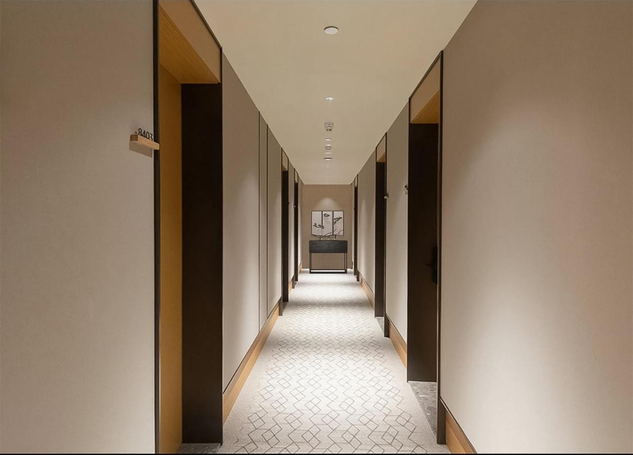 Happy Dragon Hotel -- Nearby Tiananmen Square & Forbidden City & Wangfujing Street & Line 5,6,8 Subway Nearby & Free Coffee & Free Laundry & Fluent English Speaking & Tourist Attractions Ticket Service & Free Wifi Unlimited For Western Software Pekin Dış mekan fotoğraf
