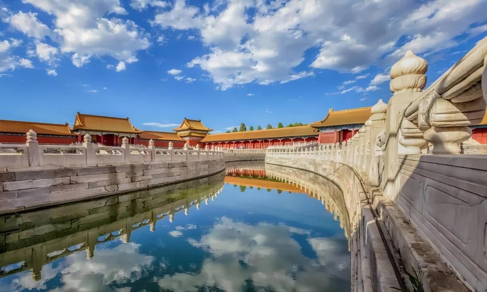Happy Dragon Hotel -- Nearby Tiananmen Square & Forbidden City & Wangfujing Street & Line 5,6,8 Subway Nearby & Free Coffee & Free Laundry & Fluent English Speaking & Tourist Attractions Ticket Service & Free Wifi Unlimited For Western Software Pekin Dış mekan fotoğraf